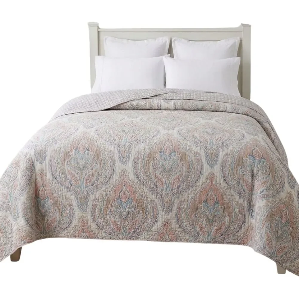 Levtex Villa Lugano Reversible Paisley Quilt Full Queen 88x92 Comforter Tan Blue